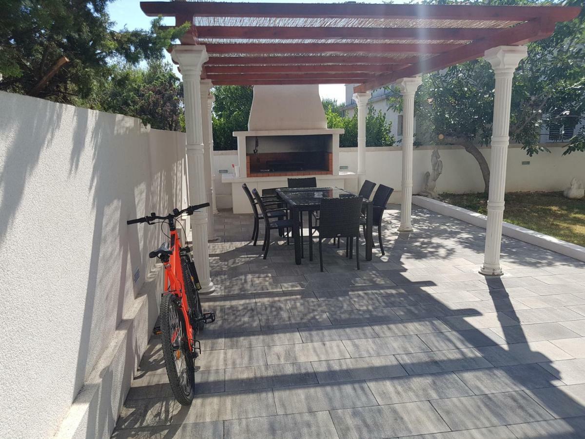 Elizabeta Apartments Нин Экстерьер фото
